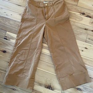 Athropologie Chinos Highrise Cropped Wideleg